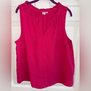 GAP Women's Fuchsia Sleeveless Blouse